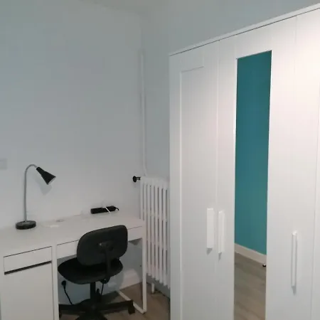 Apartment Hadriel Host *