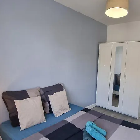 Hadriel Host * Клермон-Ферран